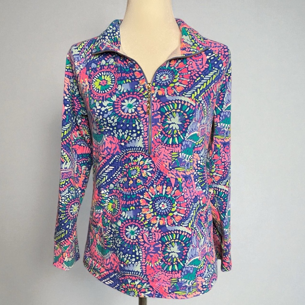Lilly Pulitzer 1/2 zip pullover, size S